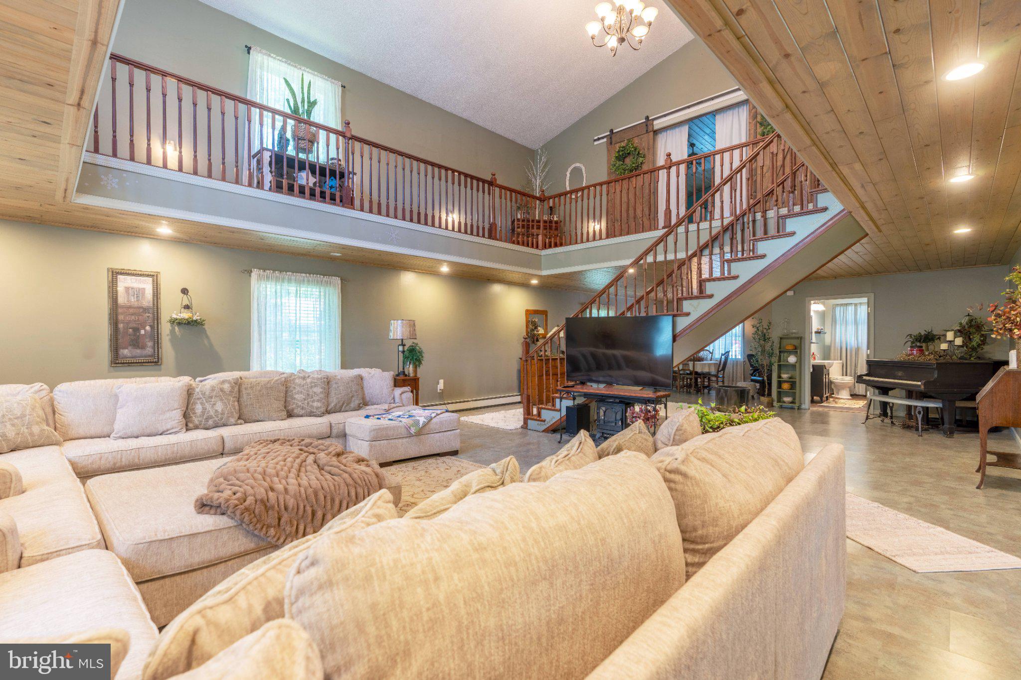 1002 Maple Lane Tyrone, PA 16686 - Photo 23 of 71 Spacious living area with elegant design.