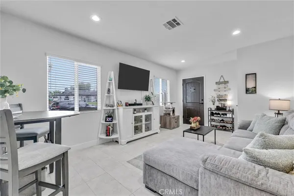 $2,000 | 12363 Loraine Avenue, Chino, CA 91710