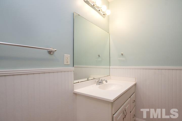 411 Frank Street Raleigh, NC 27604 - Photo 12 of 25