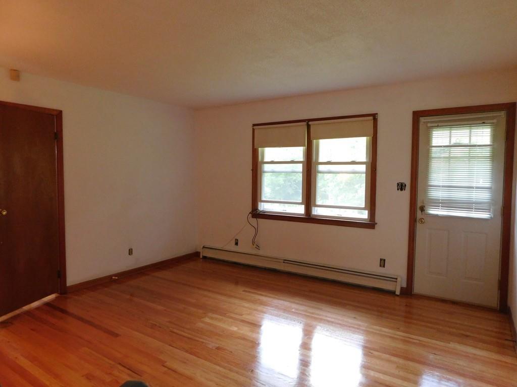 1736 Bulgarmarsh Road Tiverton, RI 02878 - Photo 21 of 39 Gallery Image 21