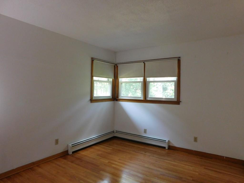 1736 Bulgarmarsh Road Tiverton, RI 02878 - Photo 28 of 39 Gallery Image 28