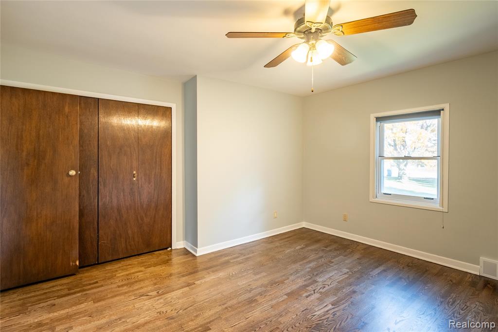 8354 Fenton Road Grand Blanc, MI 48439 - Photo 15 of 47 Gallery Image 15