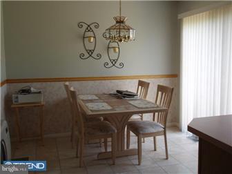 215 Aucott Road Brookhaven, PA 19015 - Photo 6 of 12 Kitchen