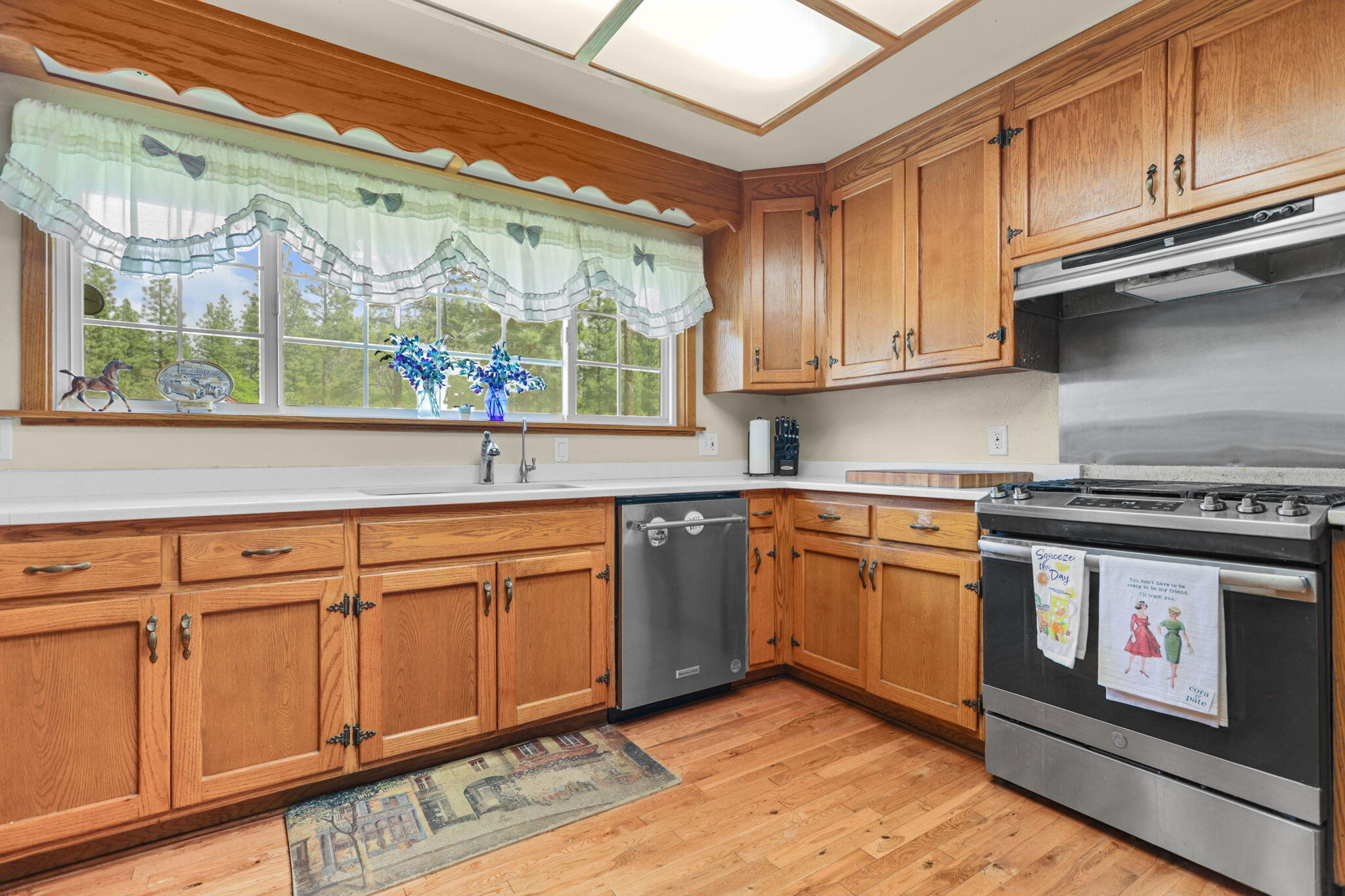 22657 Cassel Road Cassel, CA 96016 - Photo 18 of 72 Kitchen