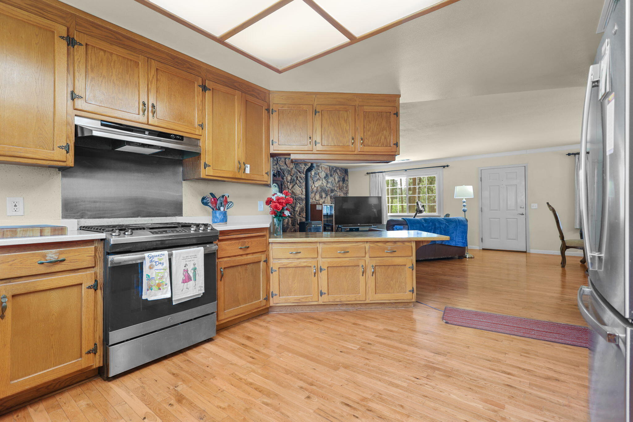 22657 Cassel Road Cassel, CA 96016 - Photo 19 of 72 Kitchen