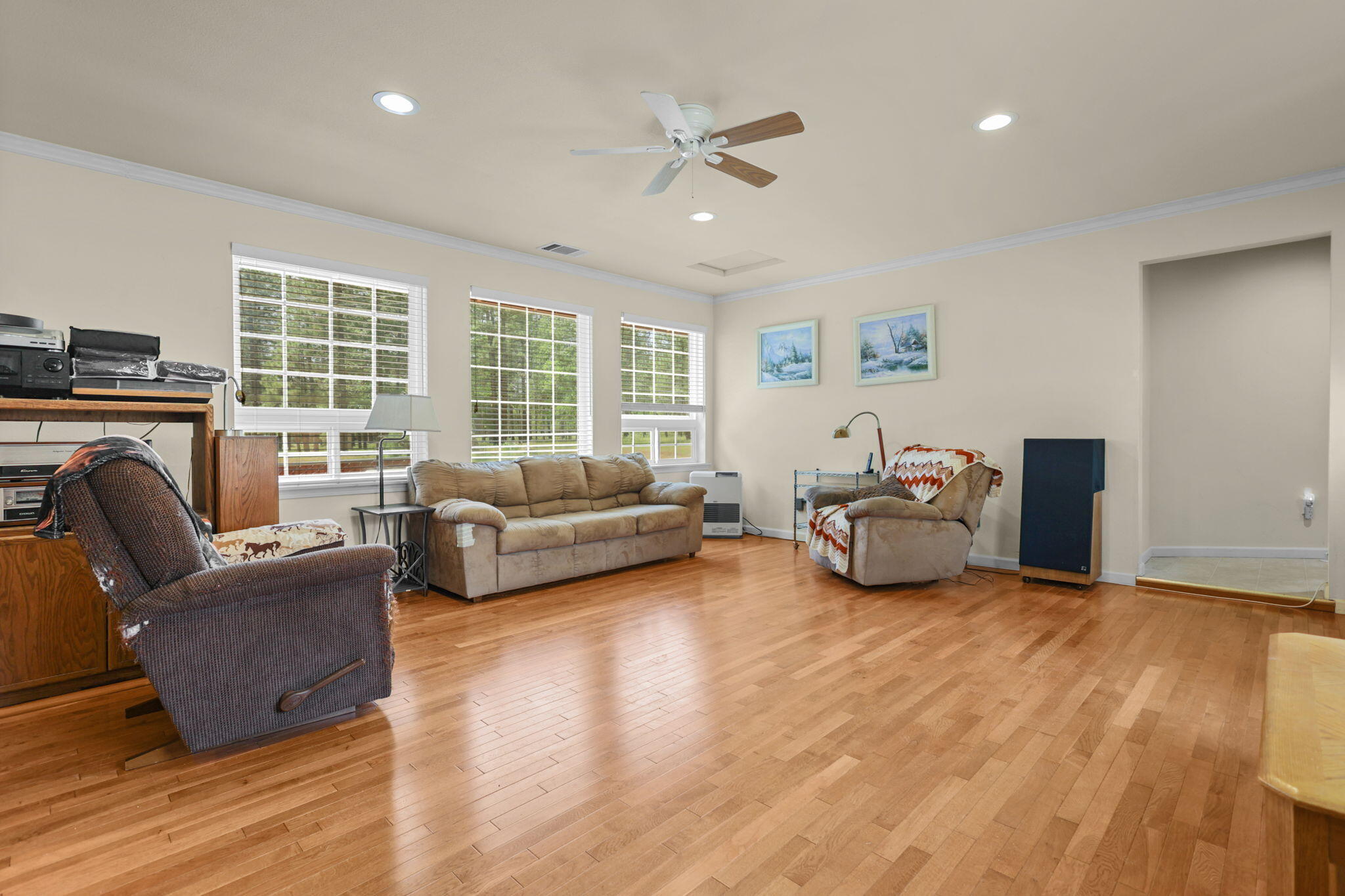 22657 Cassel Road Cassel, CA 96016 - Photo 37 of 72 Family Room / Reading Room