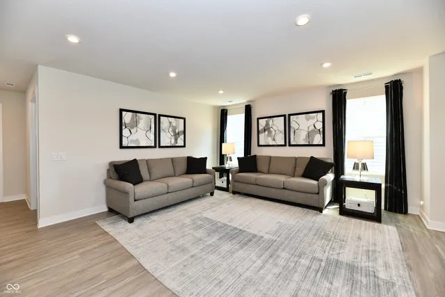 $294,000 | 1267 Gunnison Drive, Greenfield, IN 46140