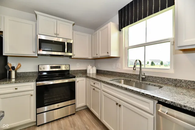 $294,000 | 1267 Gunnison Drive, Greenfield, IN 46140