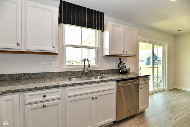 $294,000 | 1267 Gunnison Drive, Greenfield, IN 46140