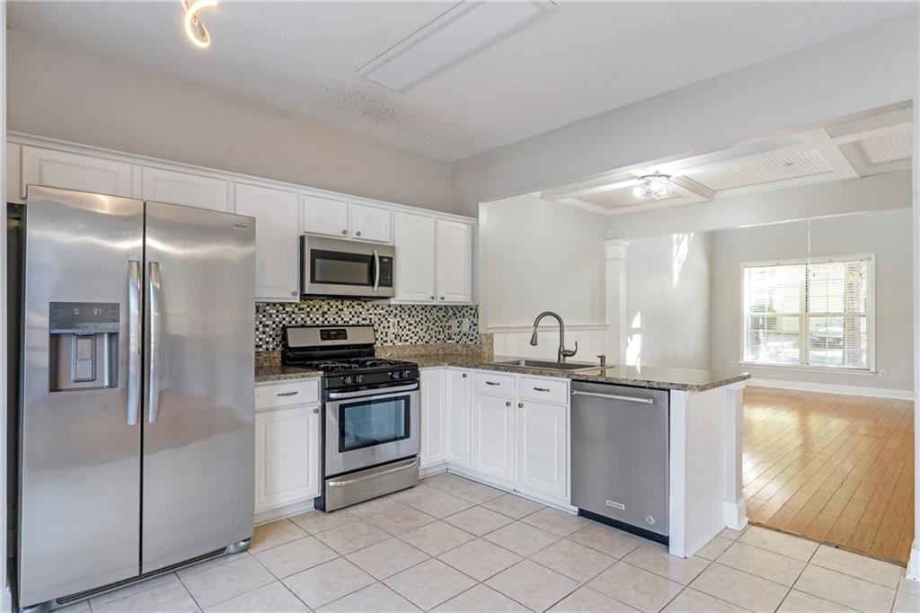 2741 Ashleigh Lane Alpharetta, GA 30004 - Photo 11 of 34