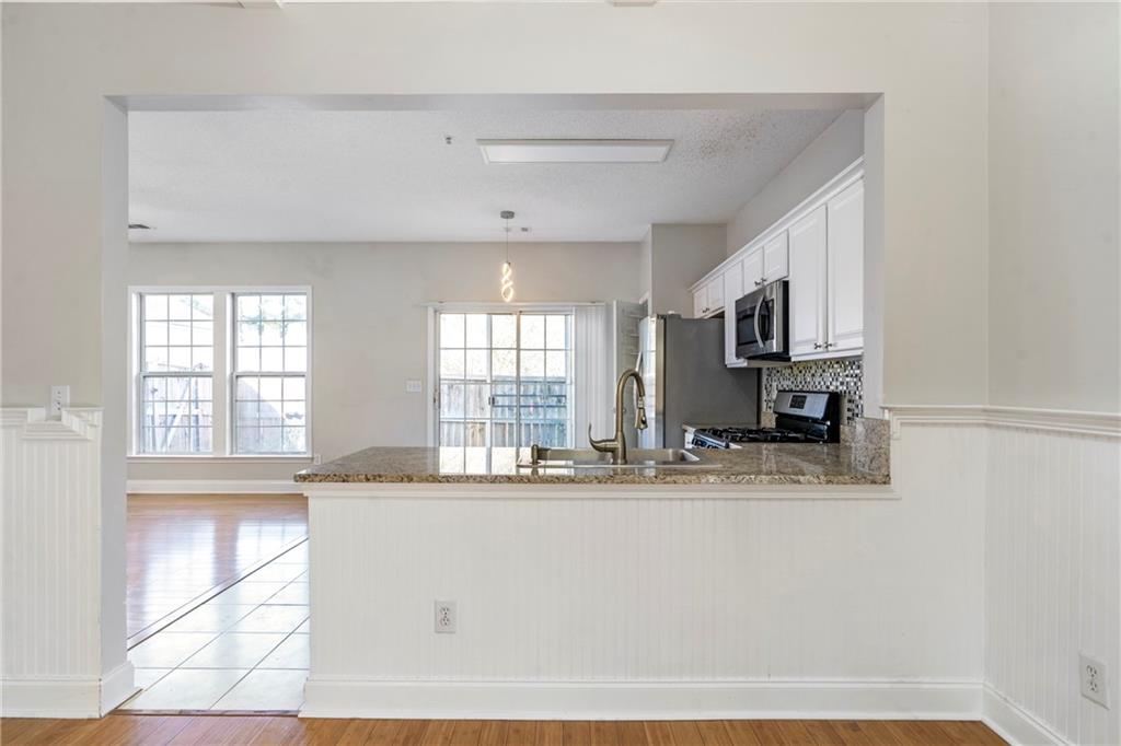 2741 Ashleigh Lane Alpharetta, GA 30004 - Photo 13 of 34