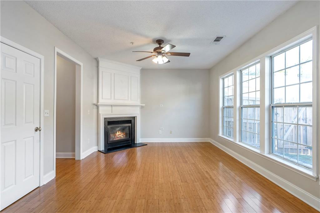 2741 Ashleigh Lane Alpharetta, GA 30004 - Photo 3 of 34