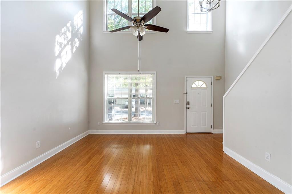 2741 Ashleigh Lane Alpharetta, GA 30004 - Photo 4 of 34