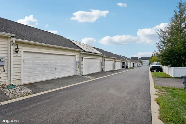 $3,100 | 22448 Bright Sky Drive, Clarksburg, MD 20871