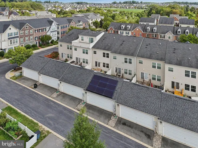 $3,100 | 22448 Bright Sky Drive, Clarksburg, MD 20871