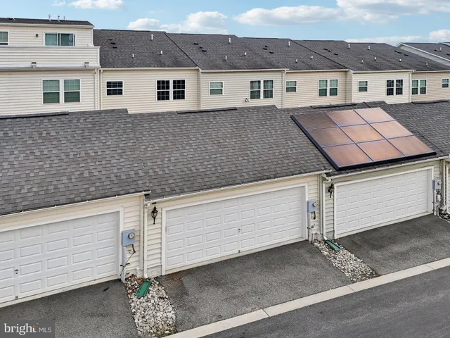 $3,100 | 22448 Bright Sky Drive, Clarksburg, MD 20871