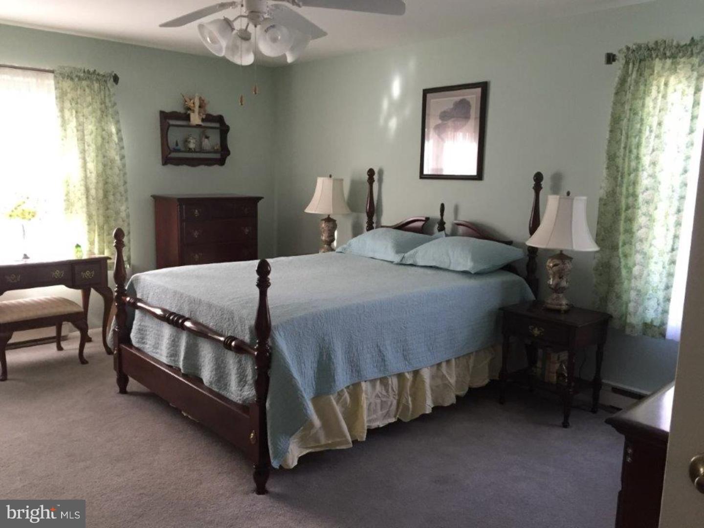 10 Windsor Road Southampton, NJ 08088 - Photo 11 of 20 Master Bedroom