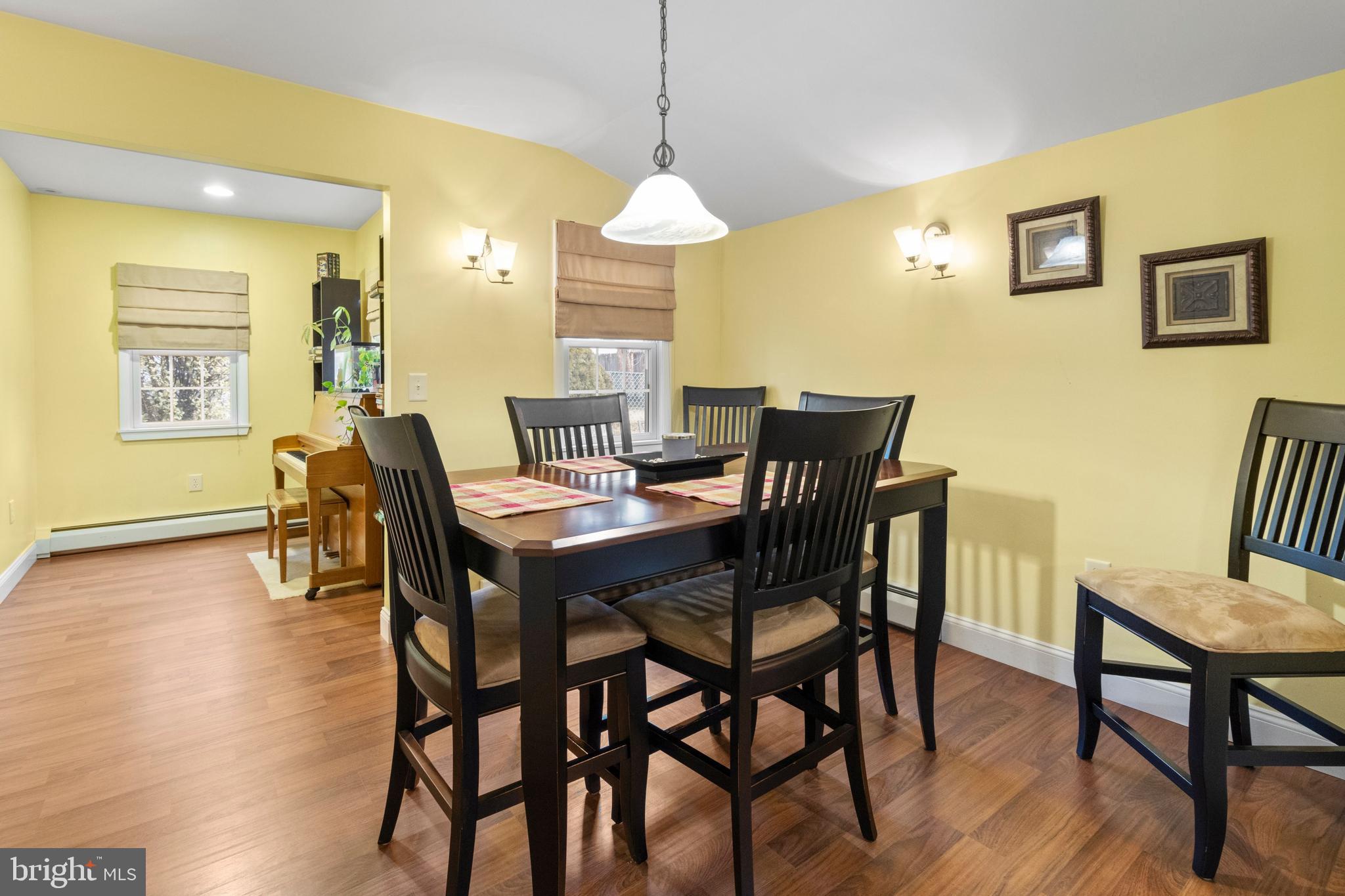 10 Cotton Road Levittown, PA 19057 - Photo 13 of 34 An additional dining space for family dinners!