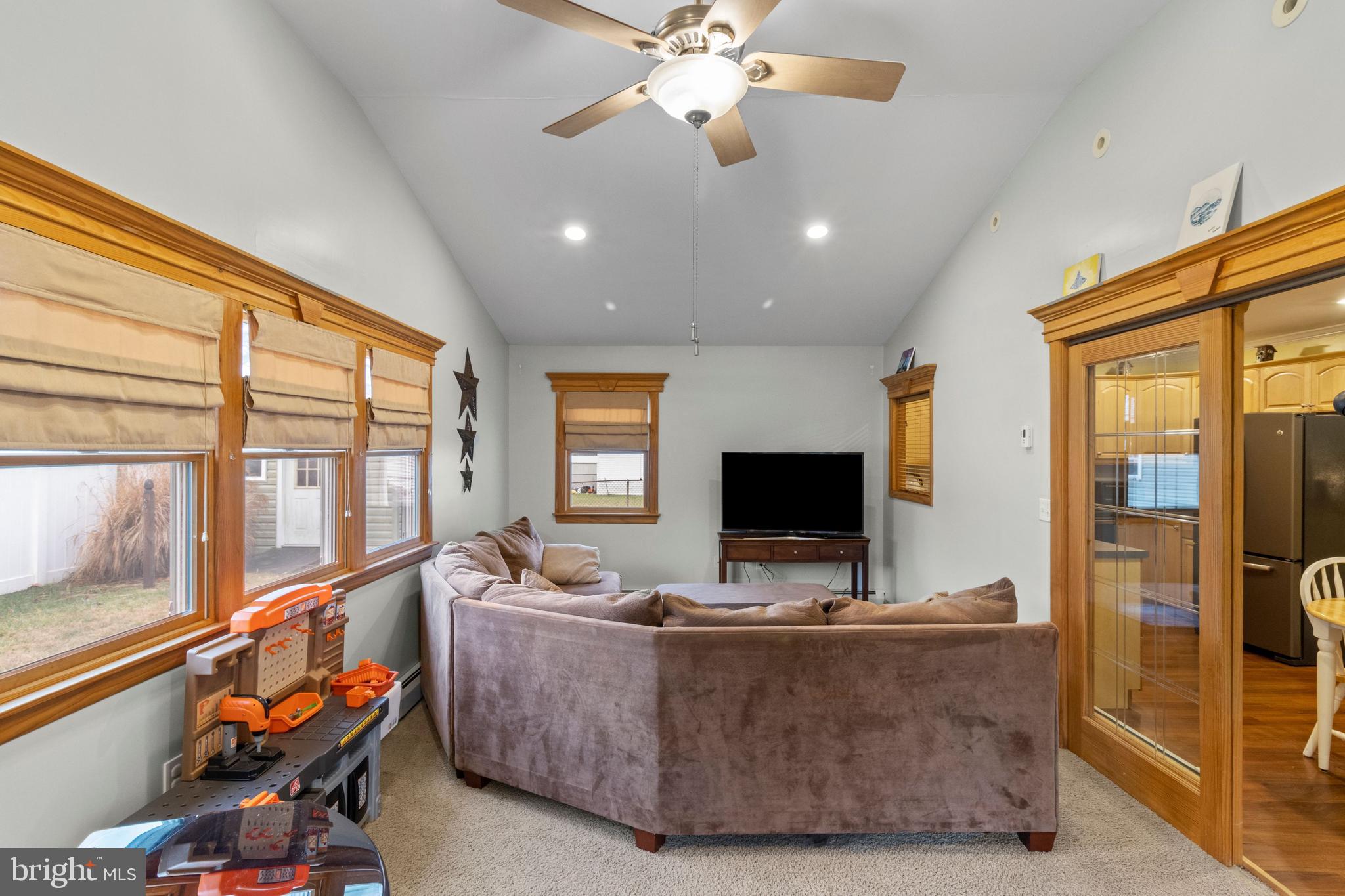 10 Cotton Road Levittown, PA 19057 - Photo 17 of 34 Lots of natural light that comes in the windows!