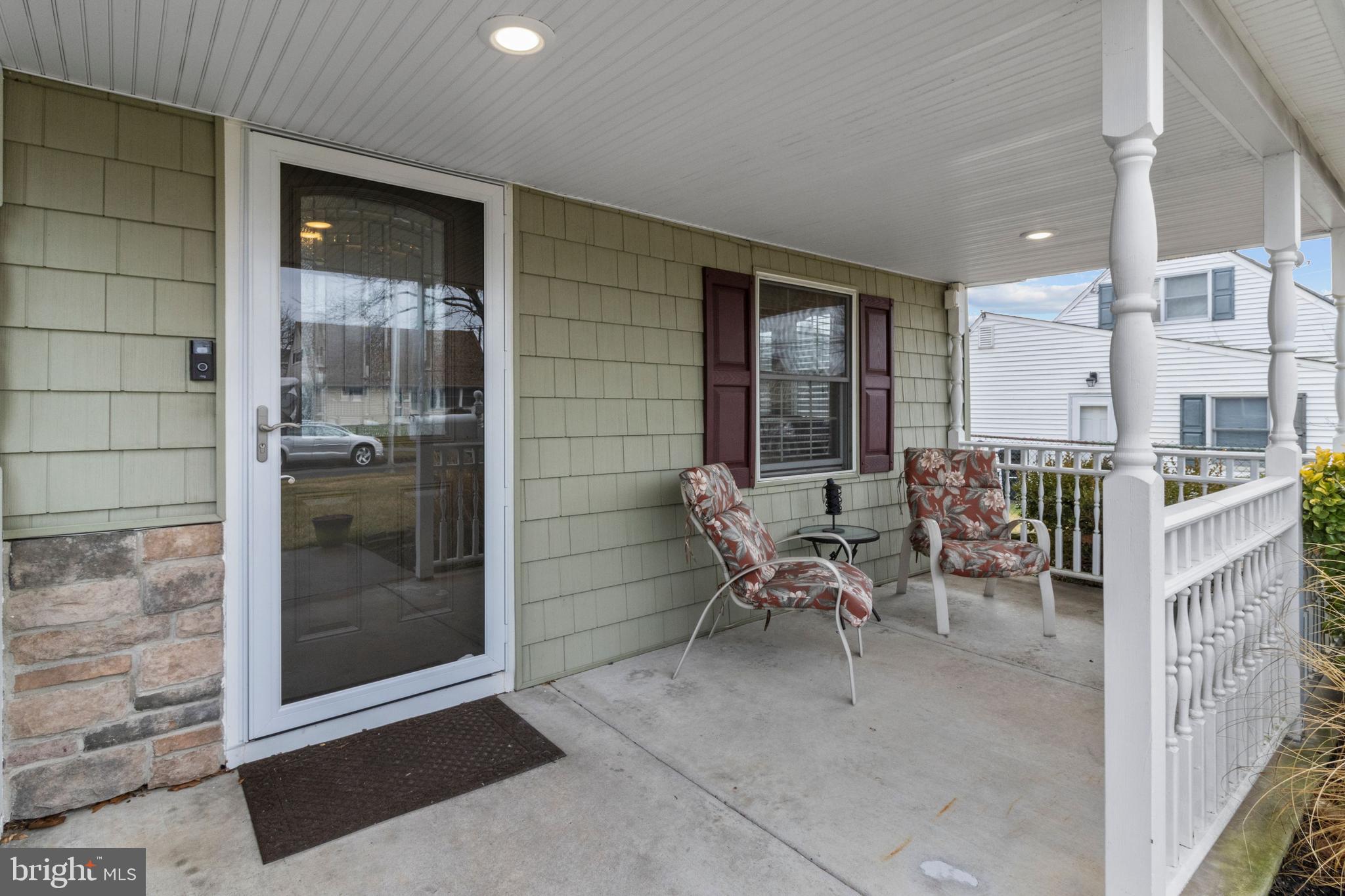 10 Cotton Road Levittown, PA 19057 - Photo 4 of 34 A front porch that is perfect for morning coffee!