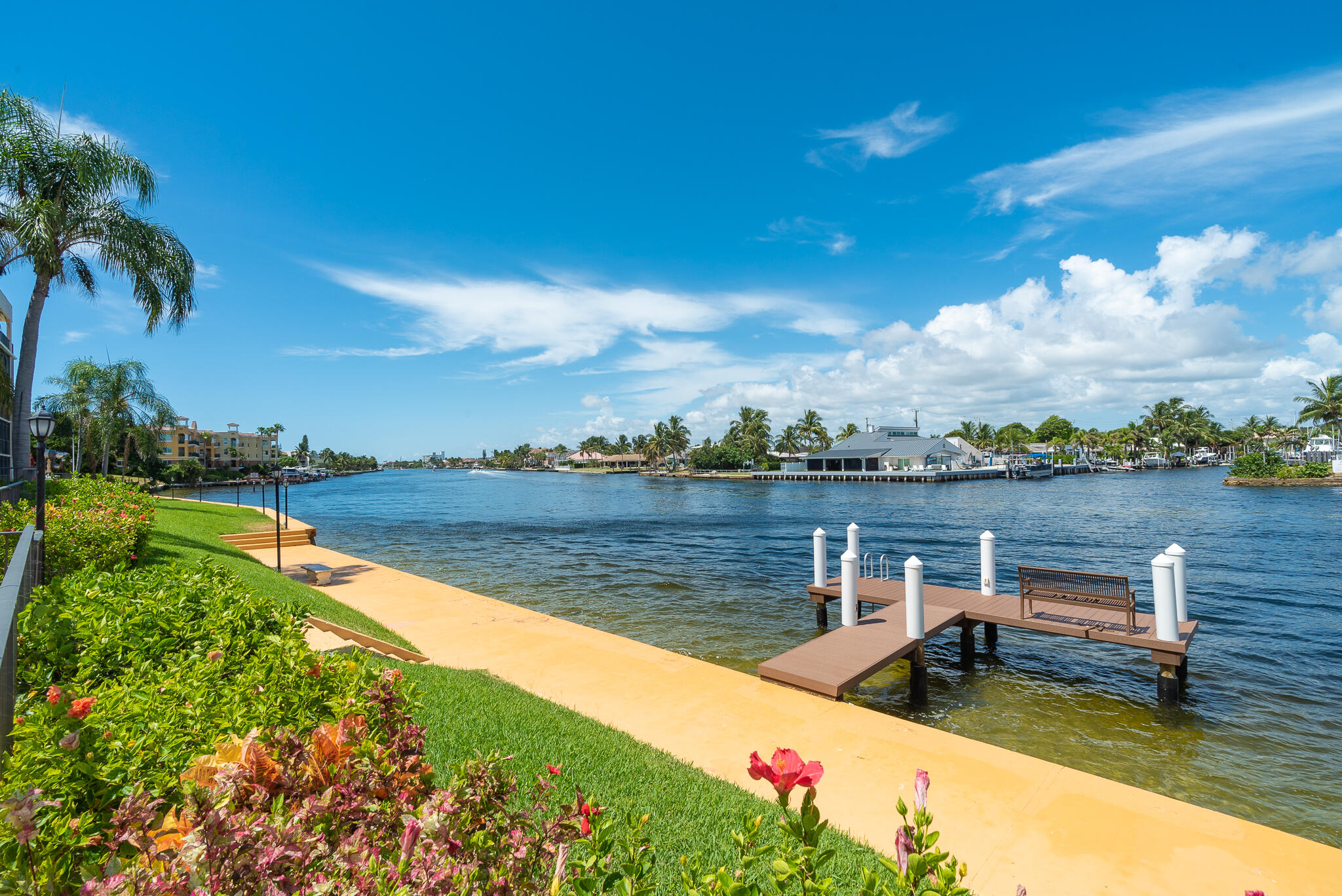 985 Southeast 19th Avenue, Unit 303 Deerfield Beach, FL 33441 - Photo 7 of 20 _T_S3677