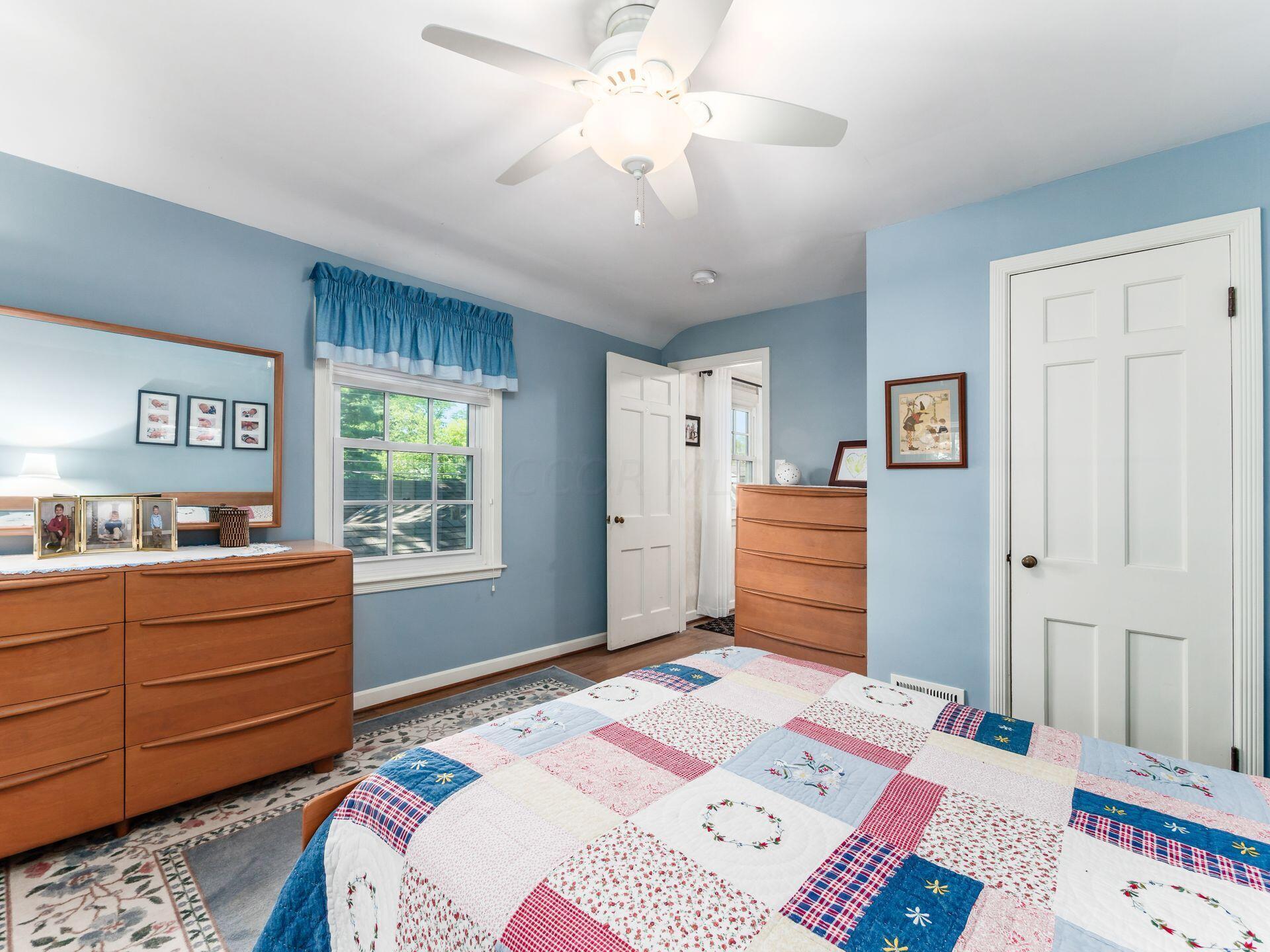 2681 Brandon Road Columbus, OH 43221 - Photo 26 of 38 Ceiling Fan
