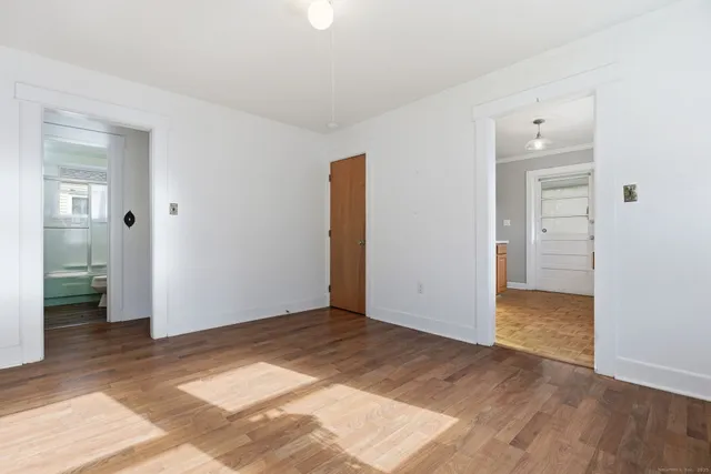 $2,975 | 41 Sterling Place, Unit 1, Stamford, CT 06907