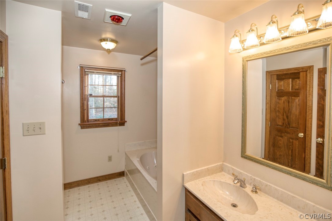9620 Old Forge Road Providence Forge, VA 23140 - Photo 27 of 39 Primary Bathroom