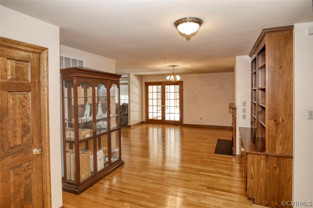 9620 Old Forge Road Providence Forge, VA 23140 - Photo 10 of 39 Entrance coming from Foyer