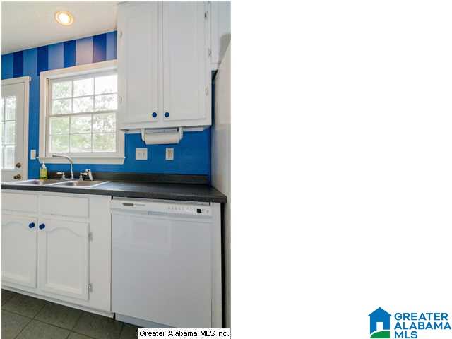 721 Valleyview Road Pelham, AL 35124 - Photo 13 of 27