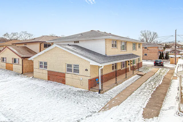 $2,000 | 3619 West 120th Street, Unit 1N, Alsip, IL 60803