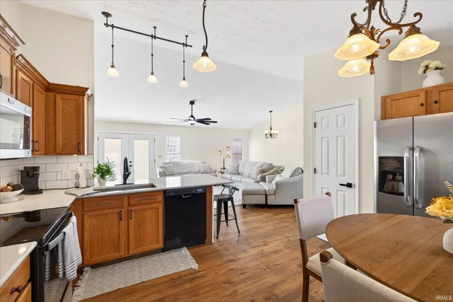 $559,000 | 1217 Woodhill Drive, Bloomington, IN 47403