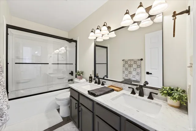 $559,000 | 1217 Woodhill Drive, Bloomington, IN 47403