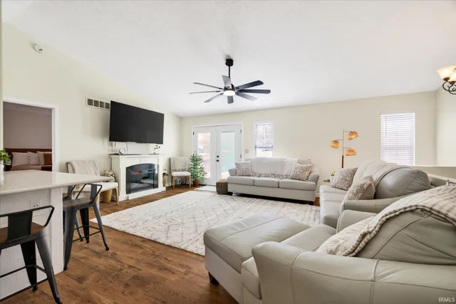 $559,000 | 1217 Woodhill Drive, Bloomington, IN 47403