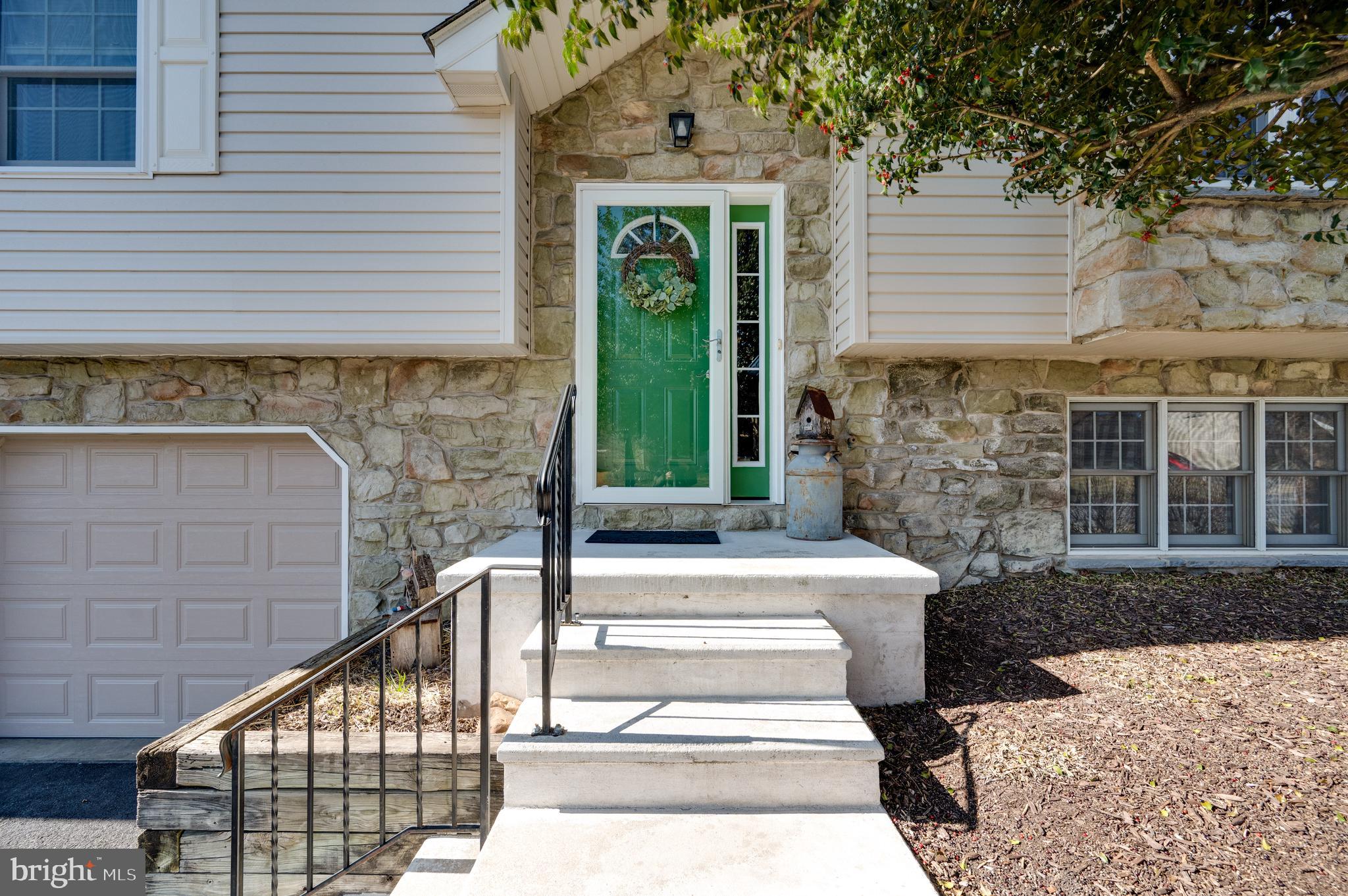 1133 Ashbourne Drive Reading, PA 19605 - Photo 4 of 64