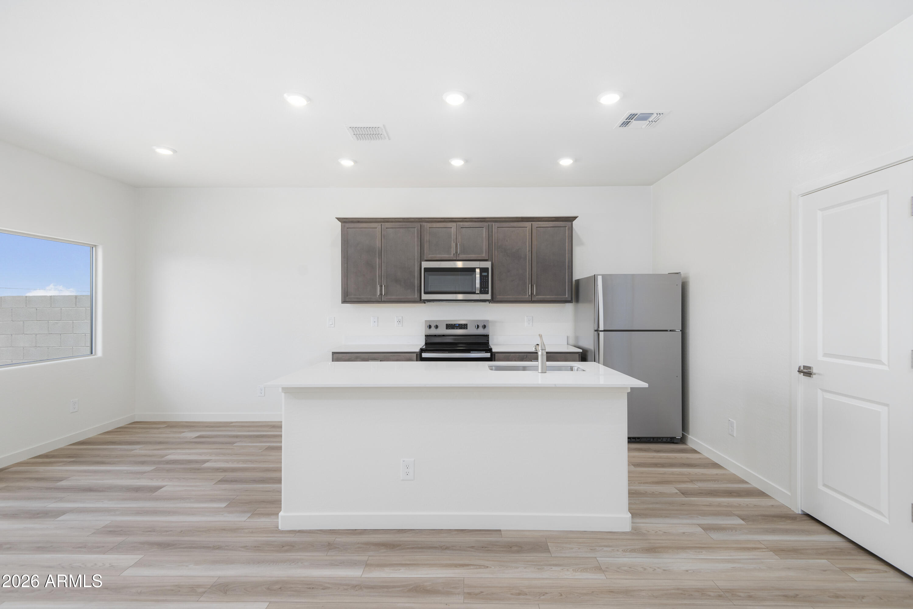 658 Maricopa Road Florence, AZ 85132 - Photo 4 of 6 DSC_5340