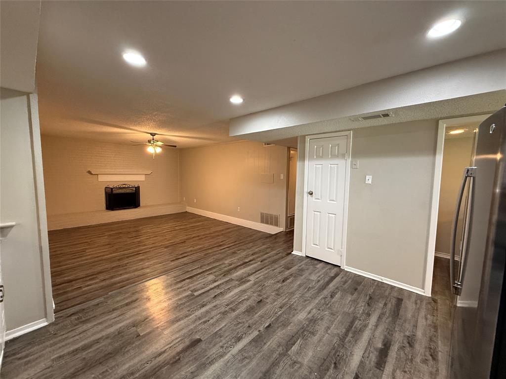 1121 Via Del Rey Mesquite, TX 75150 - Photo 16 of 38