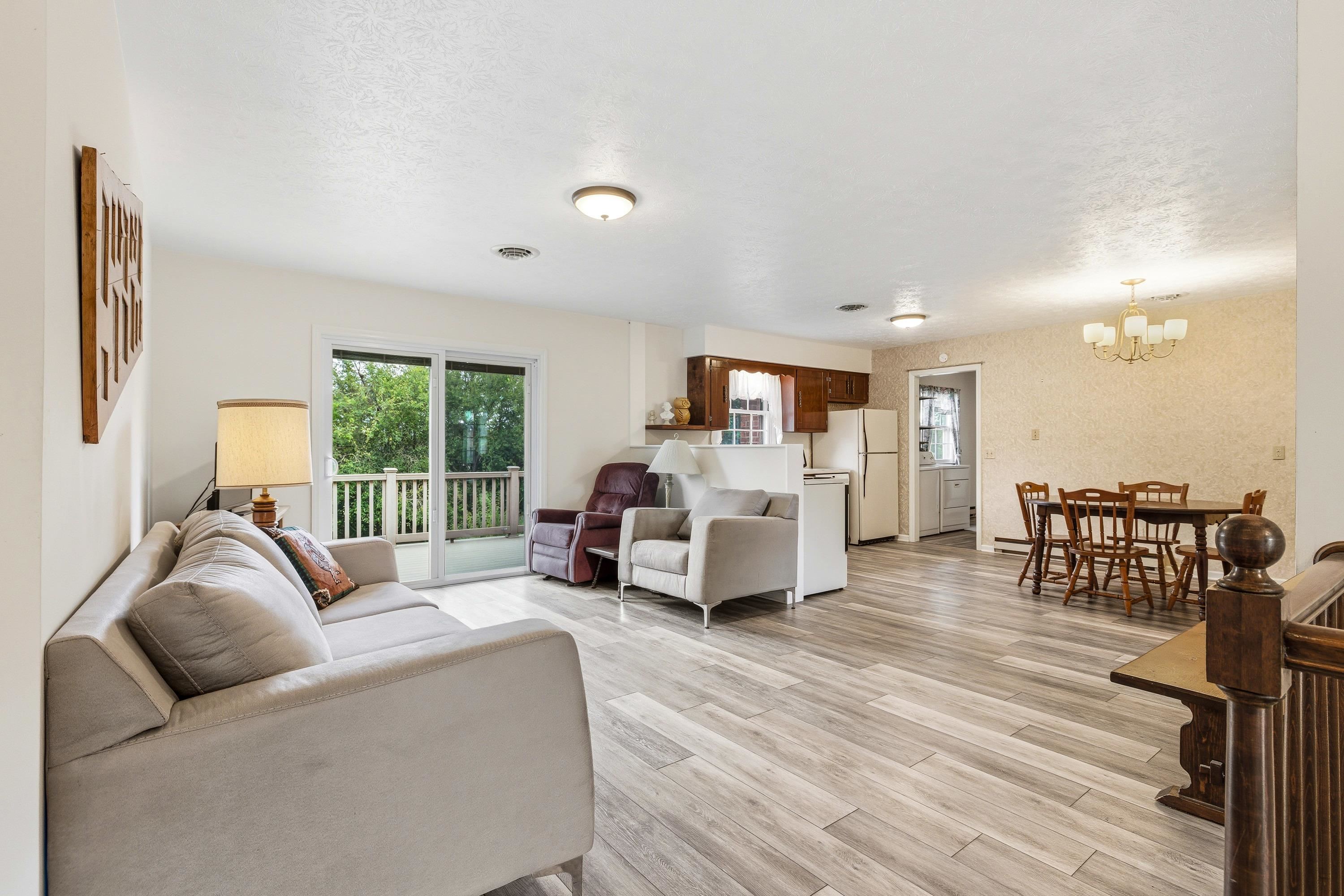 44 Emery Street Harrisonburg, VA 22801 - Photo 11 of 75 a living room with furniture and a large window
