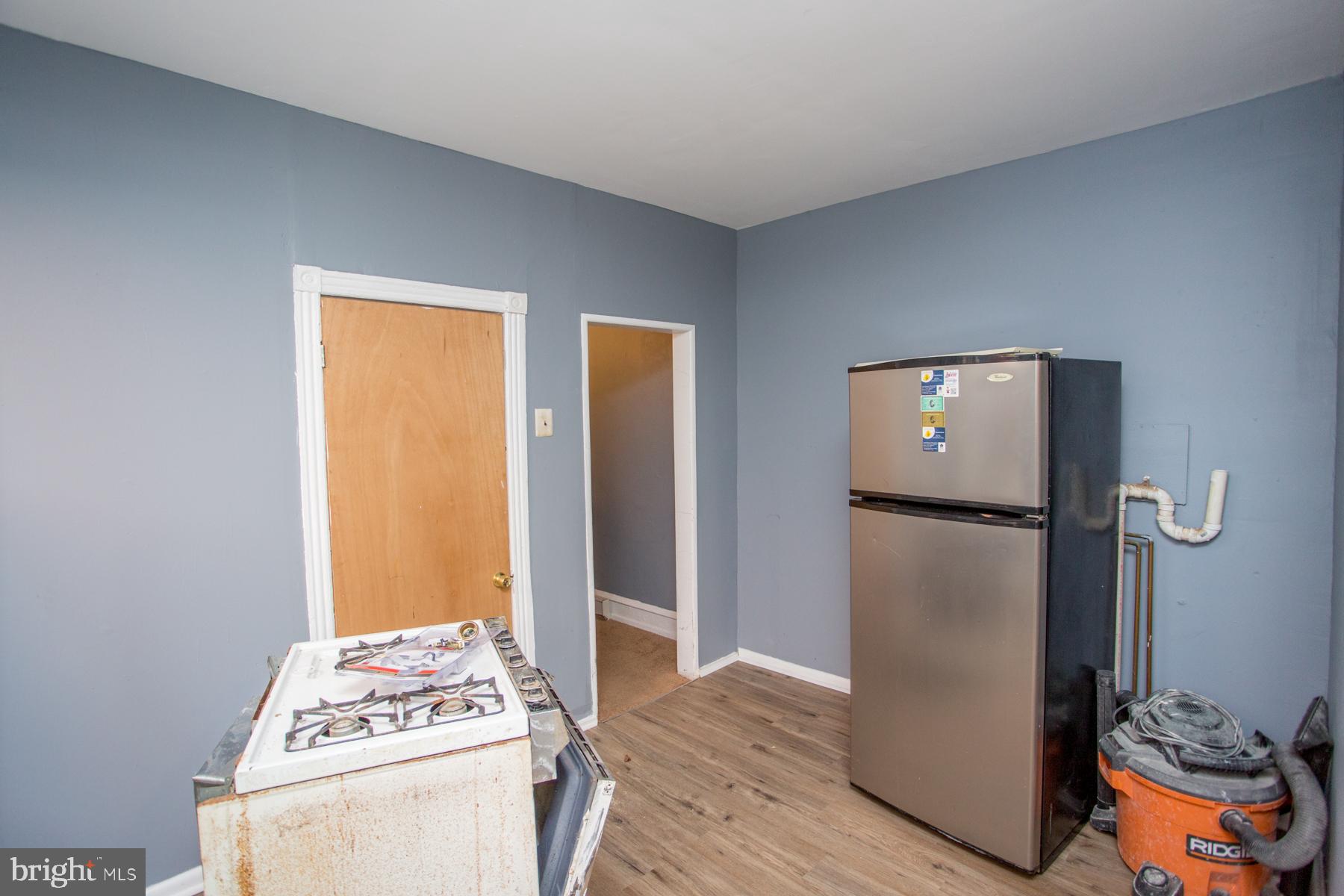 5849 Springfield Avenue Philadelphia, PA 19143 - Photo 17 of 51