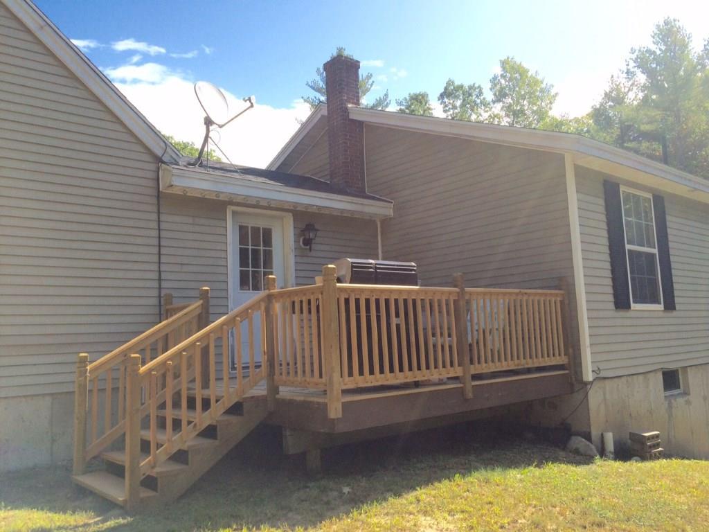 22 Graylock Road Warren, ME 04864 - Photo 6 of 32 Back deck