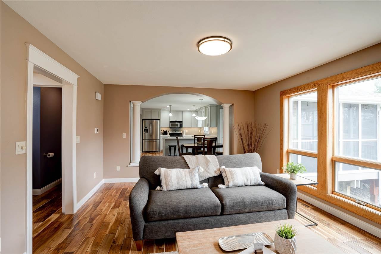 3429 Rohret Road Iowa City, IA 52246 - Photo 5 of 43 Gallery Image 5