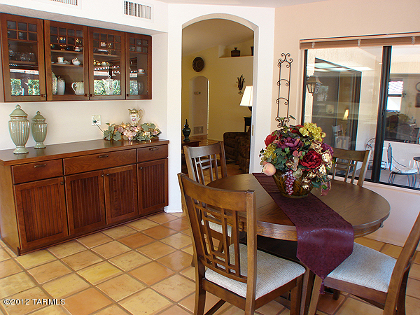 14500 North Line Post Lane Tucson, AZ 85755 - Photo 4 of 35
