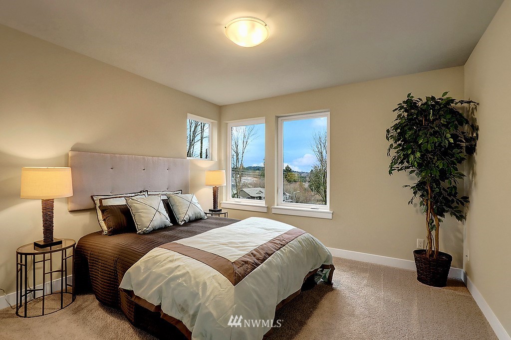 18811 10th Drive Southeast Bothell, WA 98012 - Photo 15 of 19