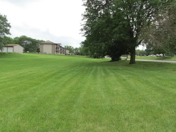 $20,000 | 702 Canterbury Drive, Freeport, IL 61032
