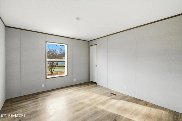 $215,000 | 402 Tedder Street, Rockwood, TN 37854