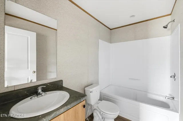 $215,000 | 402 Tedder Street, Rockwood, TN 37854