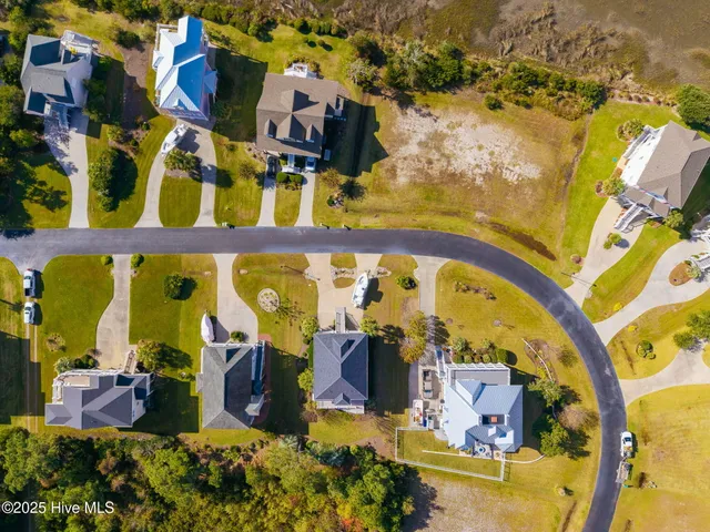 $939,000 | 119 Pintail Lane, Harkers Island, NC 28531