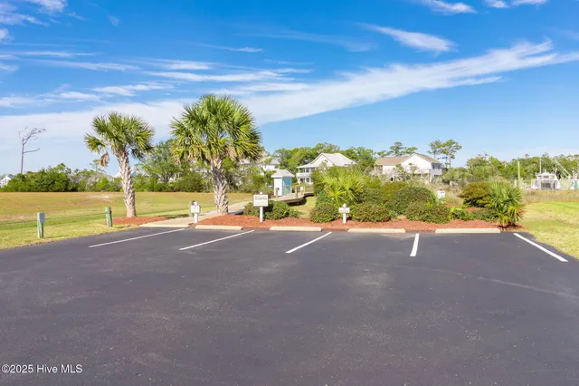 $939,000 | 119 Pintail Lane, Harkers Island, NC 28531