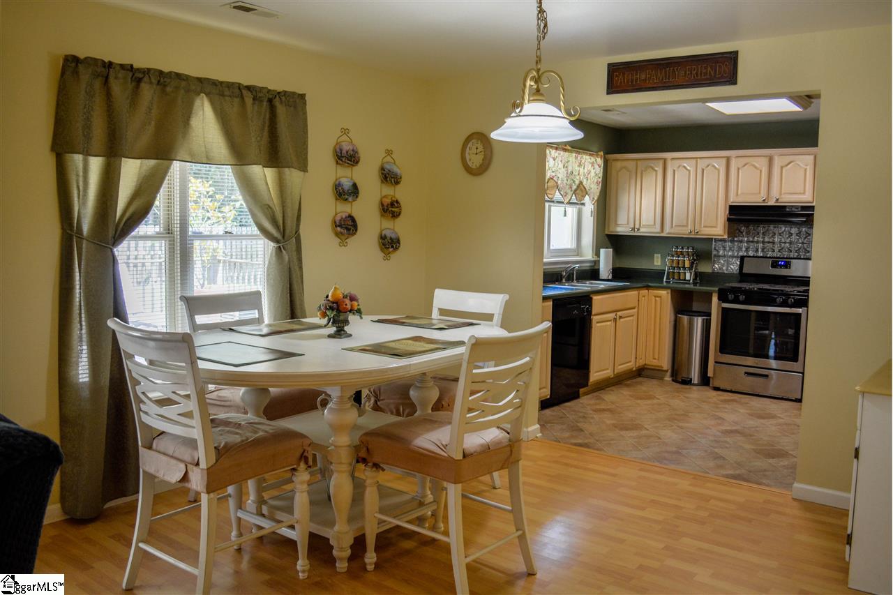 309 Wilson Bridge Road Fountain Inn, SC 29644 - Photo 11 of 26