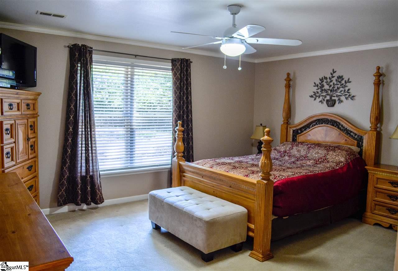 309 Wilson Bridge Road Fountain Inn, SC 29644 - Photo 15 of 26